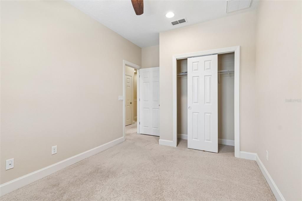 For Sale: $339,900 (3 beds, 2 baths, 1525 Square Feet)