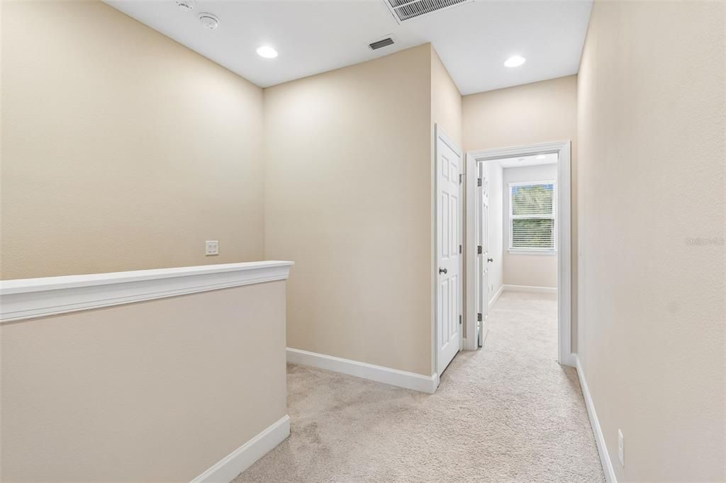 For Sale: $339,900 (3 beds, 2 baths, 1525 Square Feet)