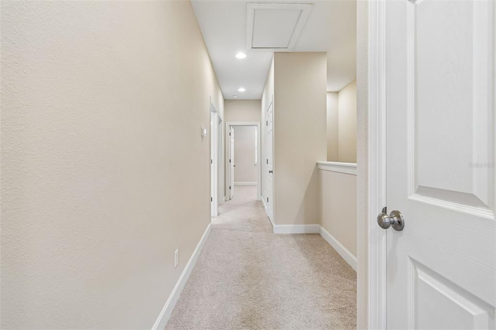 For Sale: $339,900 (3 beds, 2 baths, 1525 Square Feet)