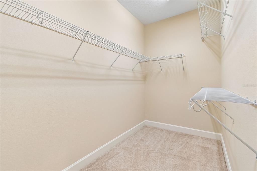 For Sale: $339,900 (3 beds, 2 baths, 1525 Square Feet)