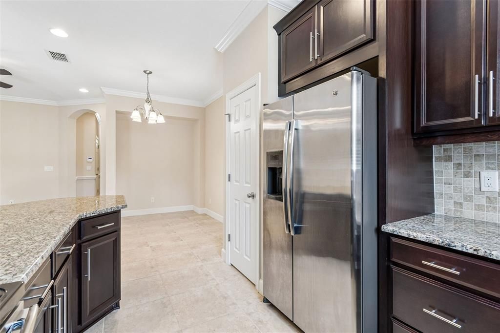 For Sale: $339,900 (3 beds, 2 baths, 1525 Square Feet)