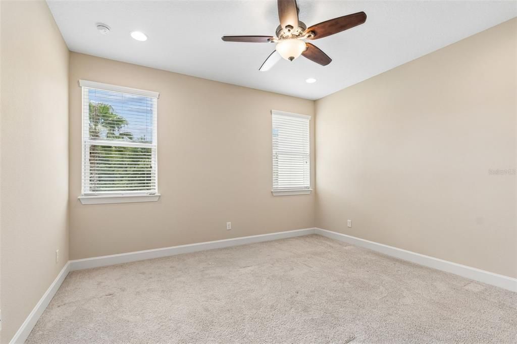 For Sale: $339,900 (3 beds, 2 baths, 1525 Square Feet)