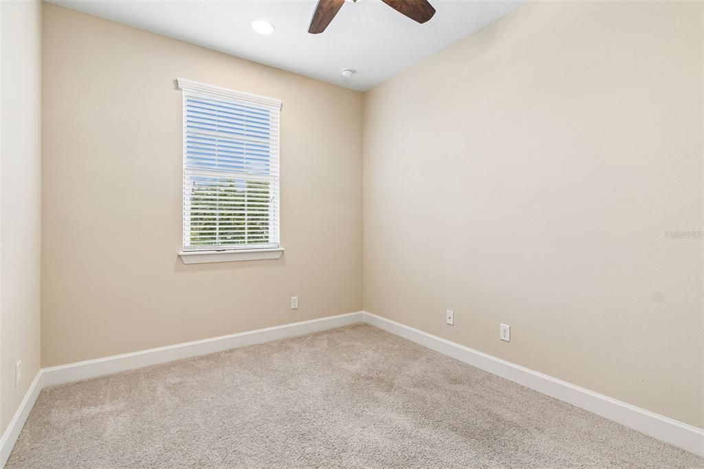For Sale: $339,900 (3 beds, 2 baths, 1525 Square Feet)
