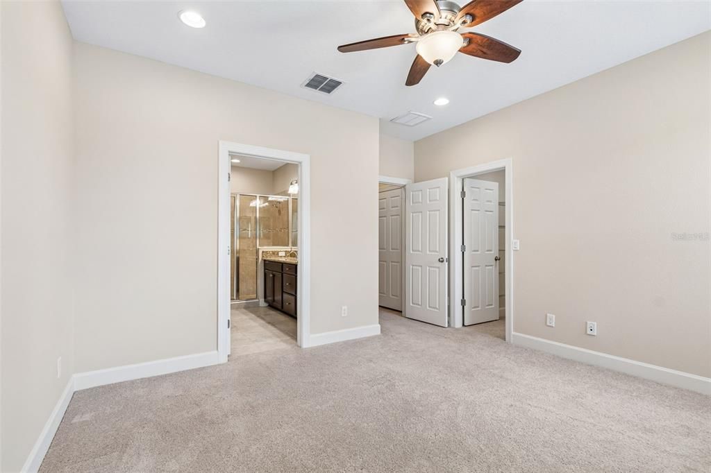 For Sale: $339,900 (3 beds, 2 baths, 1525 Square Feet)