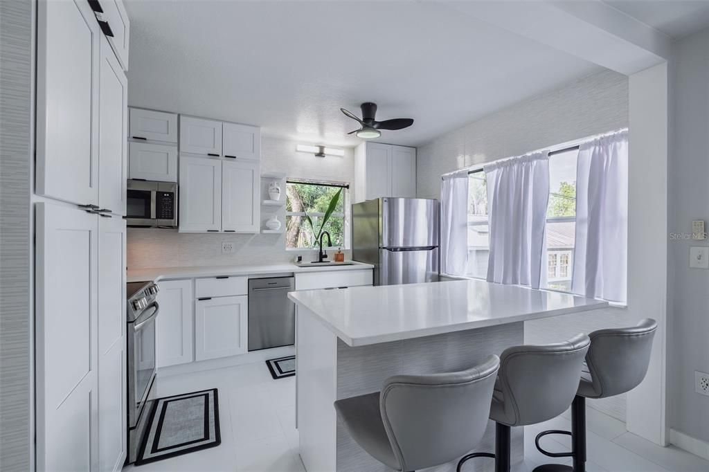 For Sale: $1,150,000 (5 beds, 0 baths, 2552 Square Feet)
