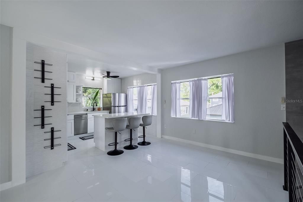 For Sale: $1,150,000 (5 beds, 0 baths, 2552 Square Feet)