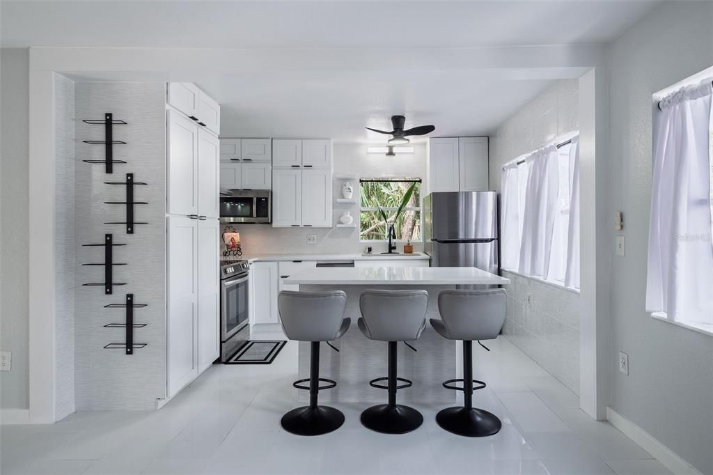 For Sale: $1,150,000 (5 beds, 0 baths, 2552 Square Feet)