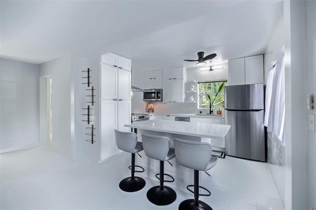 For Sale: $1,150,000 (5 beds, 0 baths, 2552 Square Feet)