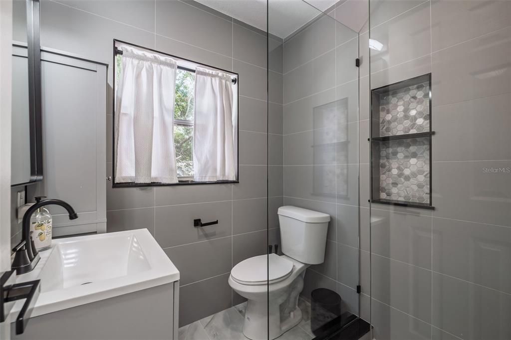 For Sale: $1,150,000 (5 beds, 0 baths, 2552 Square Feet)