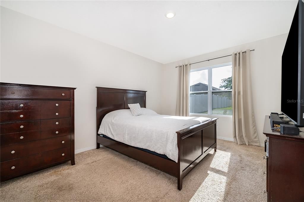 For Sale: $390,000 (4 beds, 2 baths, 1830 Square Feet)