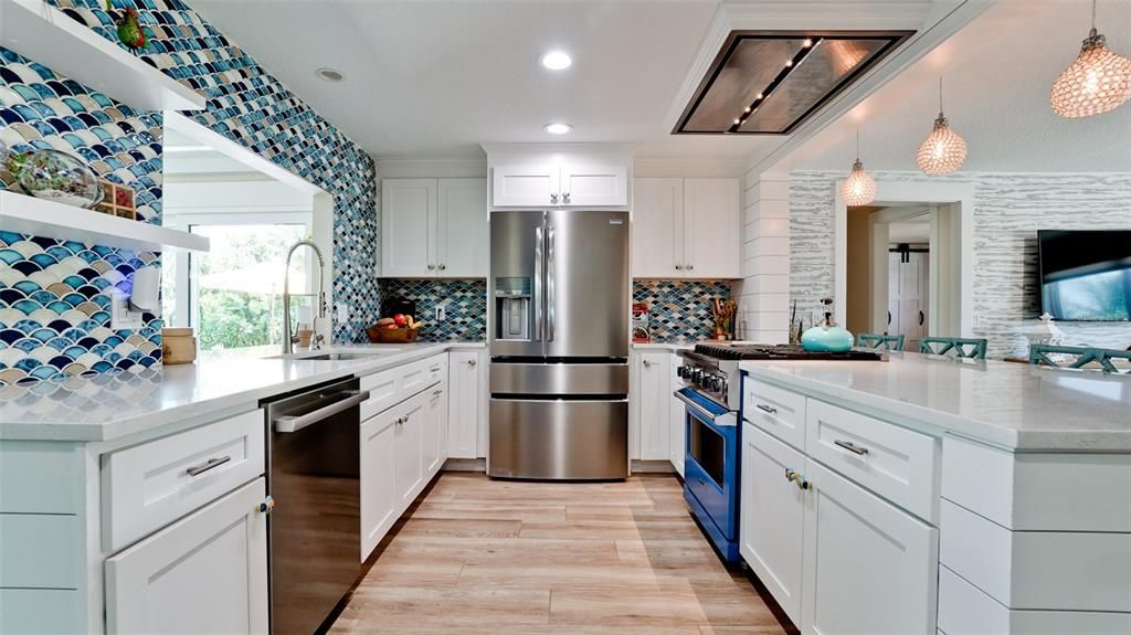 For Sale: $3,195,000 (4 beds, 3 baths, 2409 Square Feet)