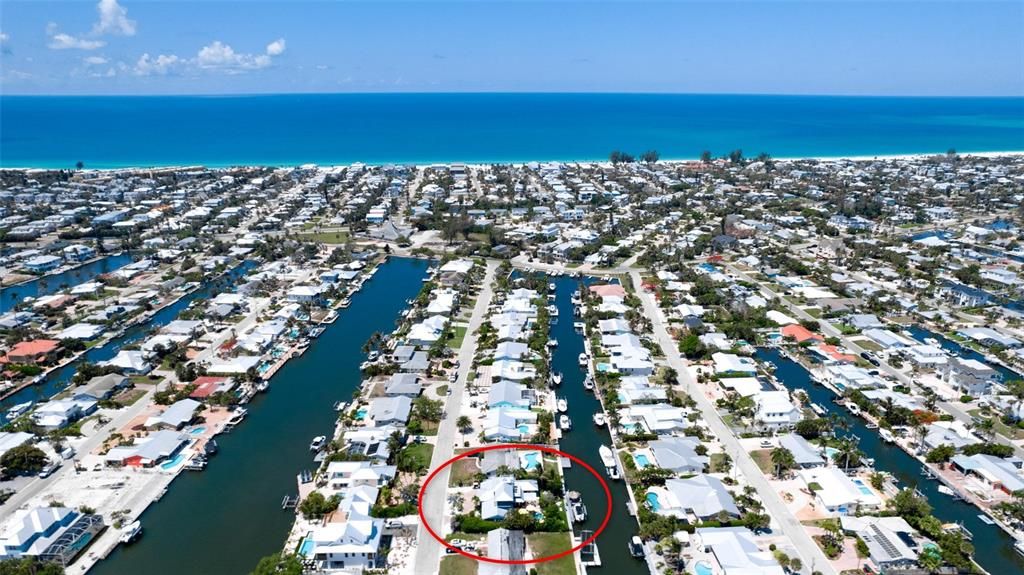 For Sale: $3,195,000 (4 beds, 3 baths, 2409 Square Feet)