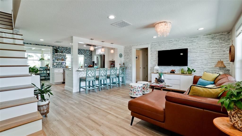 For Sale: $3,195,000 (4 beds, 3 baths, 2409 Square Feet)