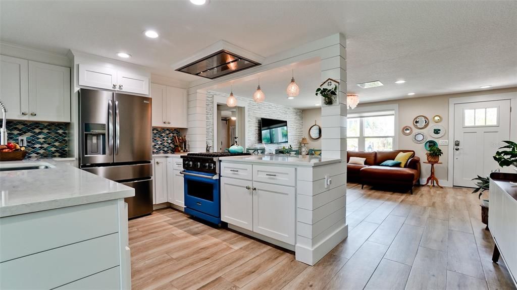 For Sale: $3,195,000 (4 beds, 3 baths, 2409 Square Feet)
