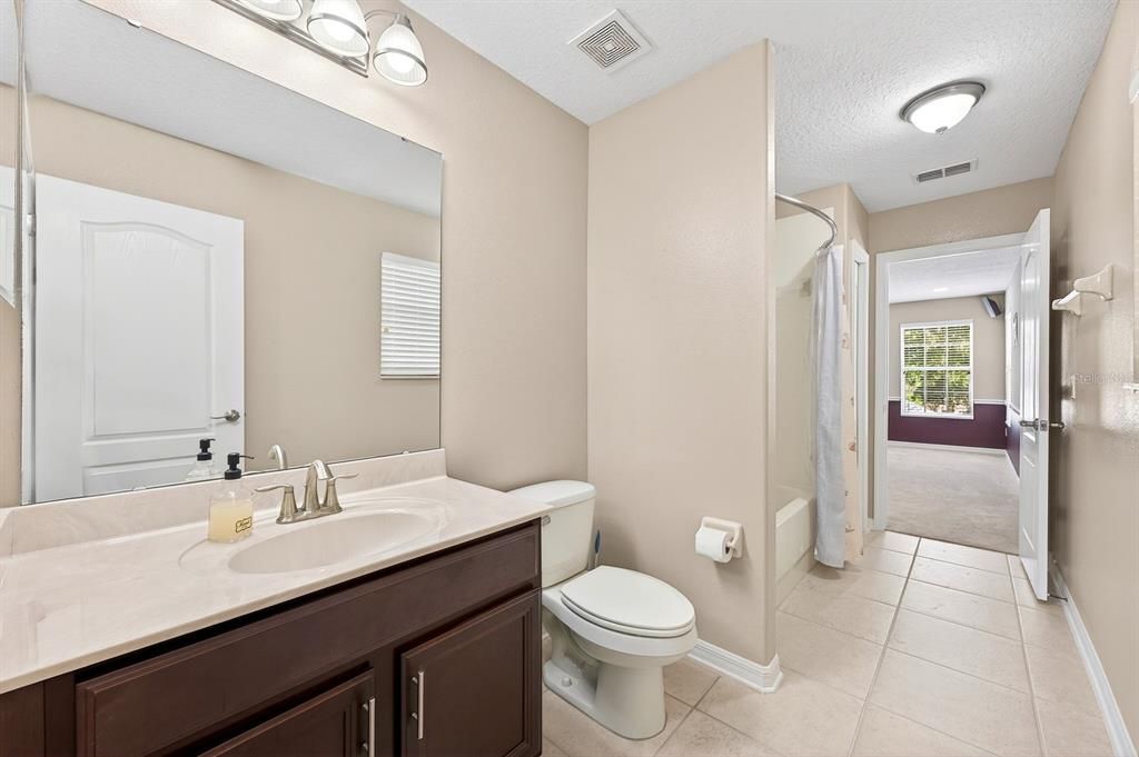 For Sale: $790,000 (5 beds, 4 baths, 3917 Square Feet)
