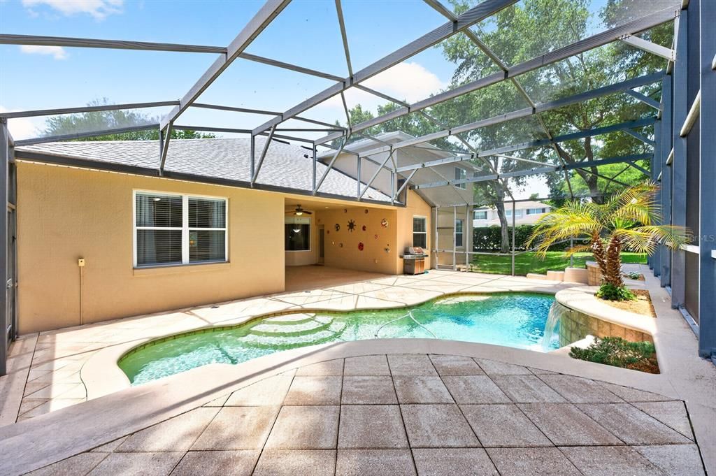 For Sale: $790,000 (5 beds, 4 baths, 3917 Square Feet)