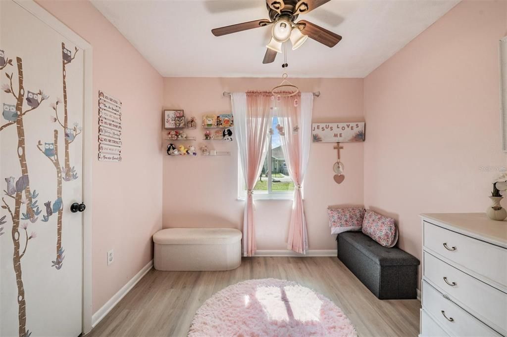 For Sale: $300,000 (3 beds, 2 baths, 1428 Square Feet)