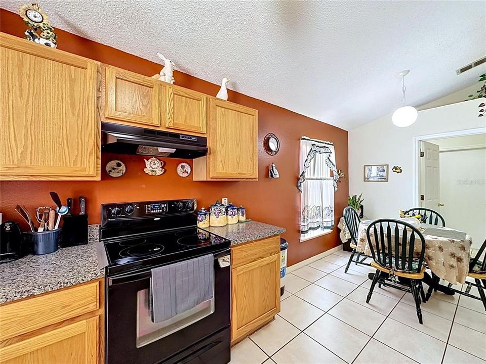 En Venta: $360,000 (3 camas, 2 baños, 1874 Pies cuadrados)