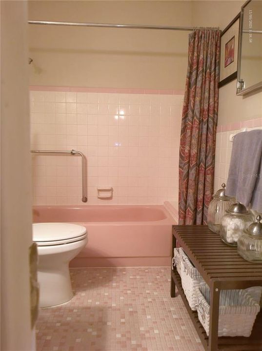 В аренду: $1,900 (2 спален, 2 ванн, 1400 Квадратных фут)