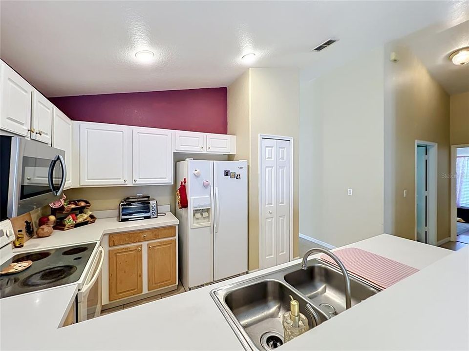 На продажу: $420,000 (3 спален, 2 ванн, 1791 Квадратных фут)