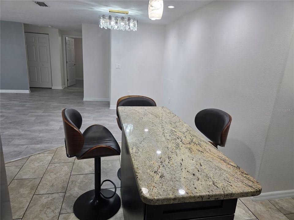 For Sale: $450,000 (3 beds, 2 baths, 1300 Square Feet)