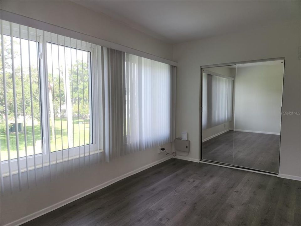 For Rent: $1,200 (1 beds, 1 baths, 825 Square Feet)
