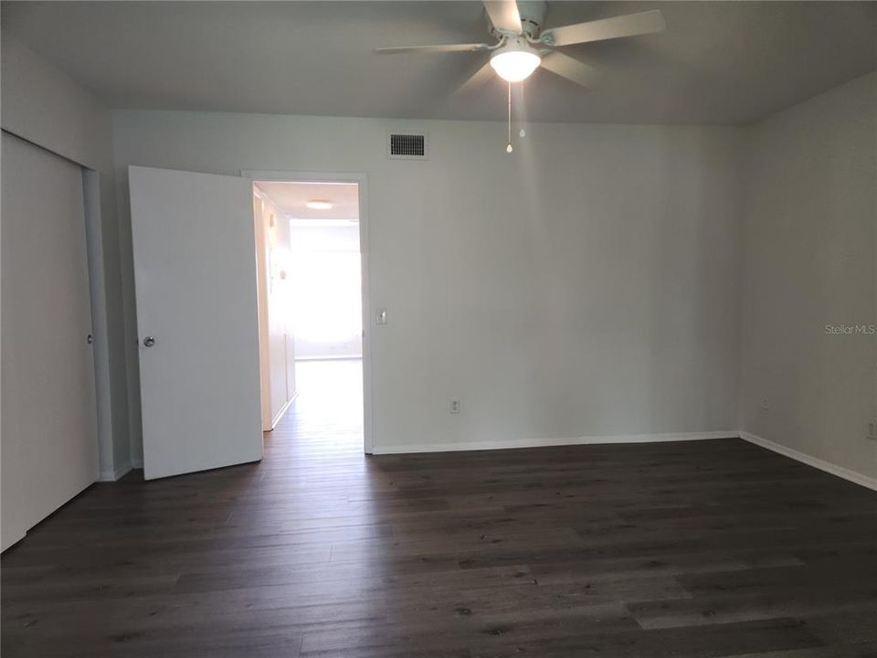 For Rent: $1,200 (1 beds, 1 baths, 825 Square Feet)