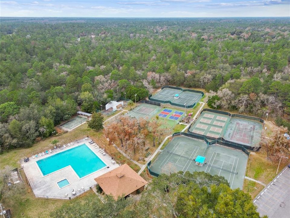 En Venta: $365,000 (3 camas, 2 baños, 1376 Pies cuadrados)
