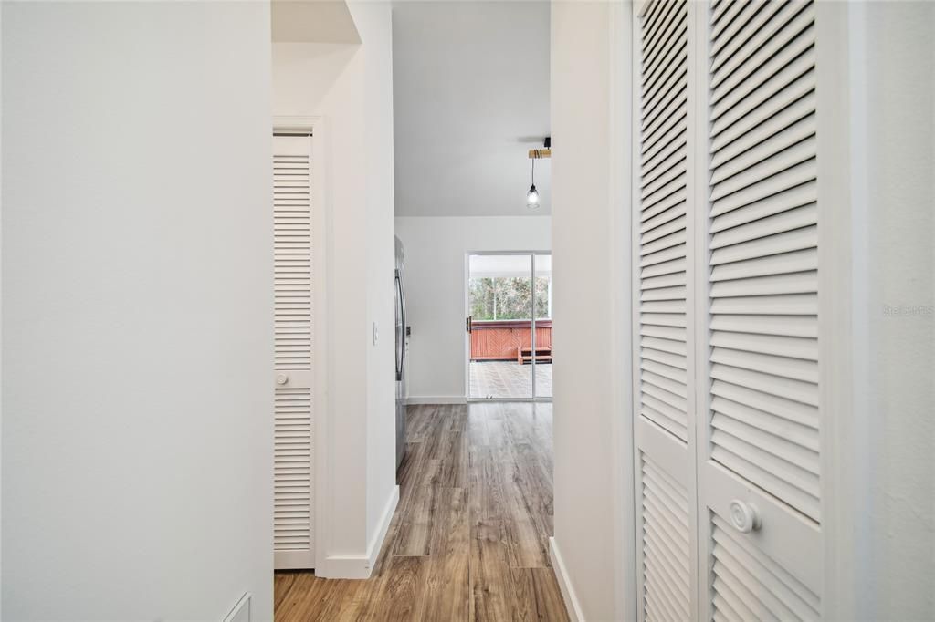 En Venta: $365,000 (3 camas, 2 baños, 1376 Pies cuadrados)