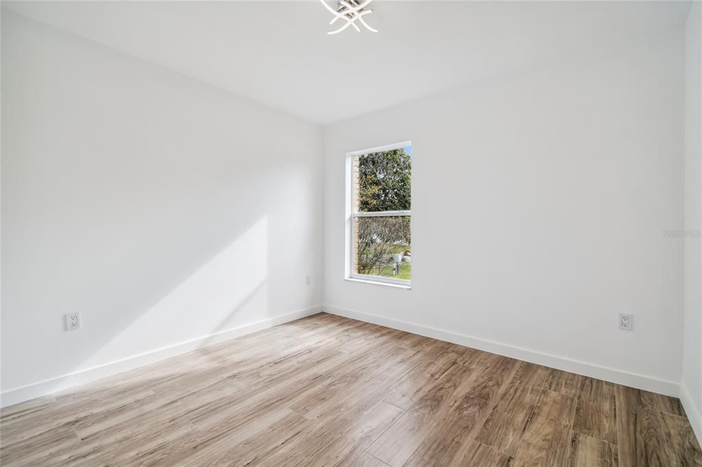 En Venta: $365,000 (3 camas, 2 baños, 1376 Pies cuadrados)