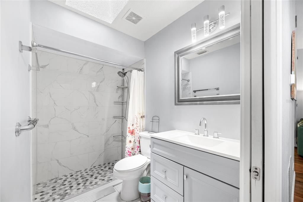 For Sale: $289,900 (3 beds, 2 baths, 1568 Square Feet)