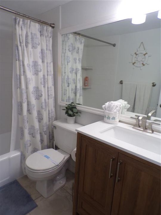 For Rent: $1,800 (2 beds, 2 baths, 1049 Square Feet)