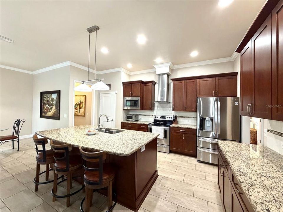 Active With Contract: $435,000 (3 beds, 3 baths, 2120 Square Feet)