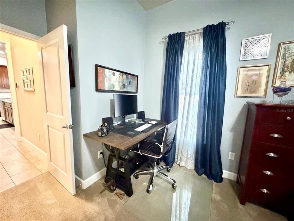 Active With Contract: $435,000 (3 beds, 3 baths, 2120 Square Feet)