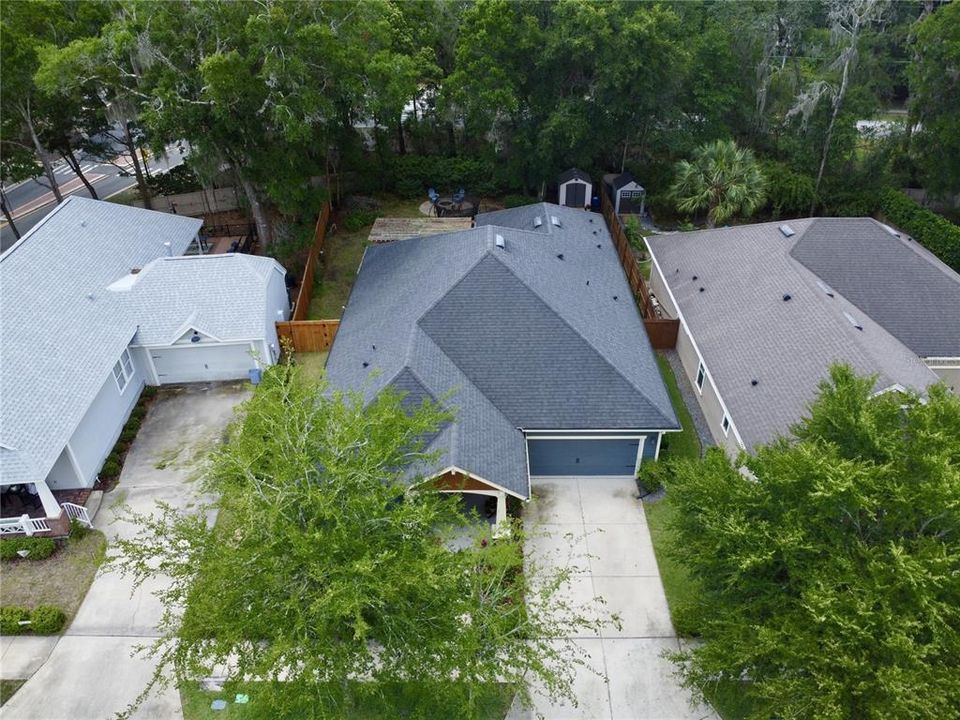 Active With Contract: $435,000 (3 beds, 3 baths, 2120 Square Feet)