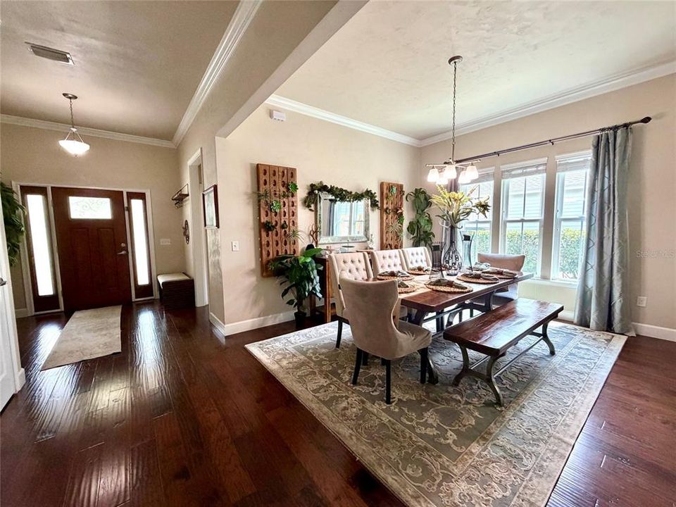Active With Contract: $435,000 (3 beds, 3 baths, 2120 Square Feet)