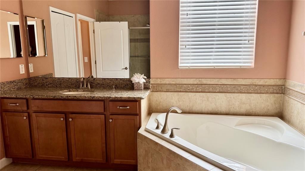 En Venta: $399,900 (3 camas, 2 baños, 1857 Pies cuadrados)