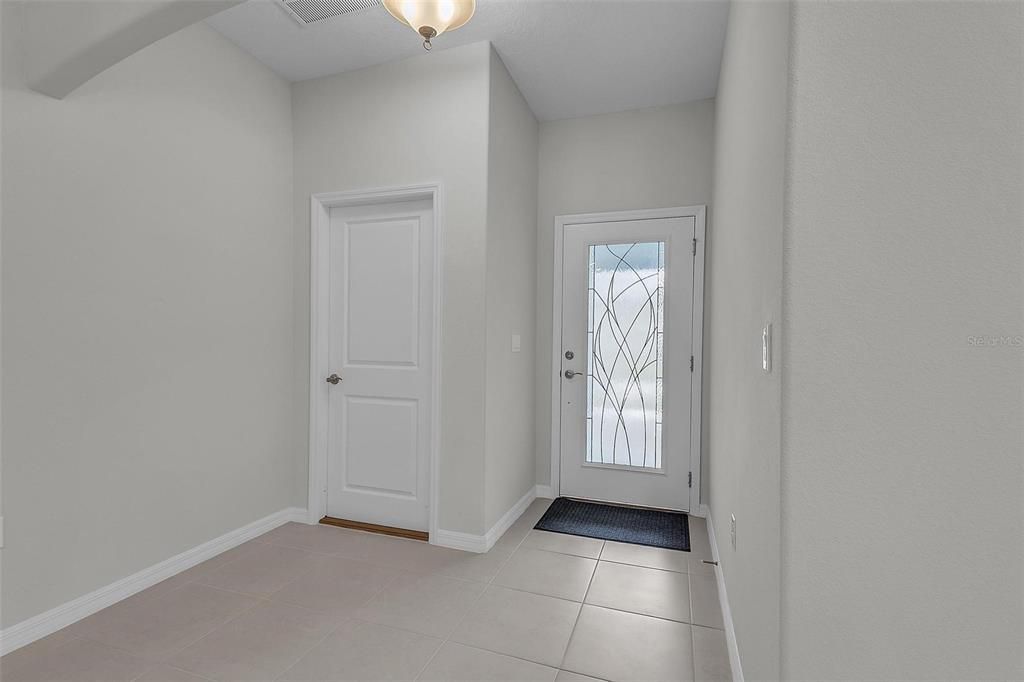 For Sale: $320,000 (3 beds, 2 baths, 1336 Square Feet)