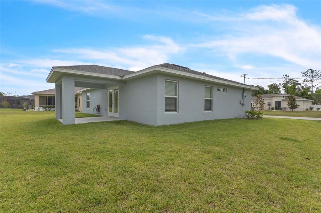 For Sale: $320,000 (3 beds, 2 baths, 1336 Square Feet)