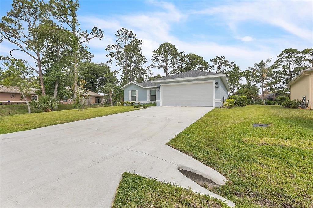 For Sale: $320,000 (3 beds, 2 baths, 1336 Square Feet)