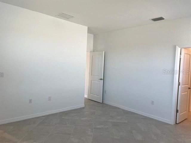 For Rent: $3,150 (4 beds, 3 baths, 2032 Square Feet)