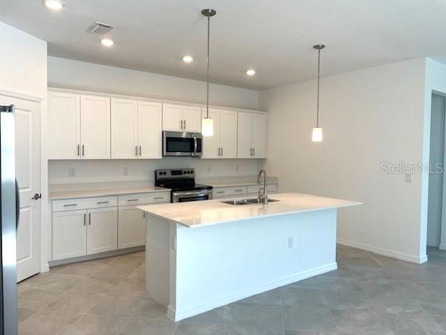 For Rent: $3,150 (4 beds, 3 baths, 2032 Square Feet)