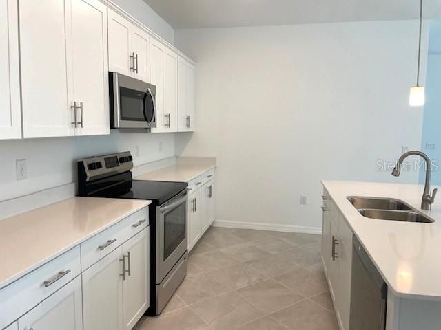 For Rent: $3,150 (4 beds, 3 baths, 2032 Square Feet)