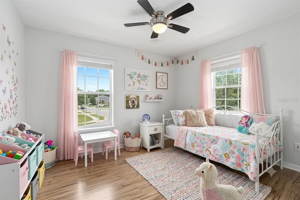 For Sale: $675,000 (4 beds, 3 baths, 2725 Square Feet)