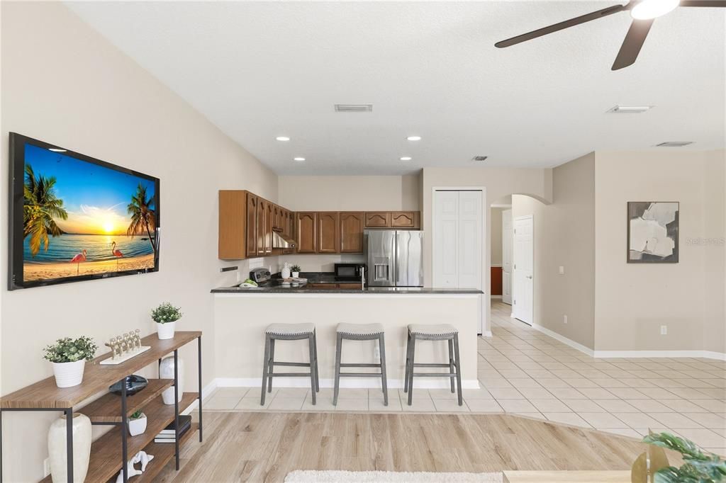 For Sale: $675,000 (4 beds, 3 baths, 2725 Square Feet)
