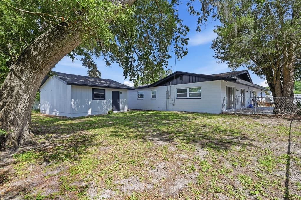 En Venta: $675,000 (4 camas, 2 baños, 2102 Pies cuadrados)