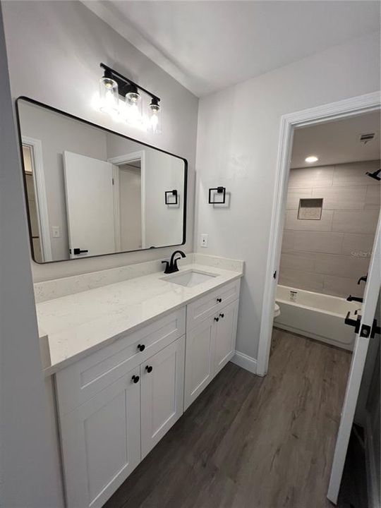 For Rent: $2,299 (3 beds, 1 baths, 1201 Square Feet)