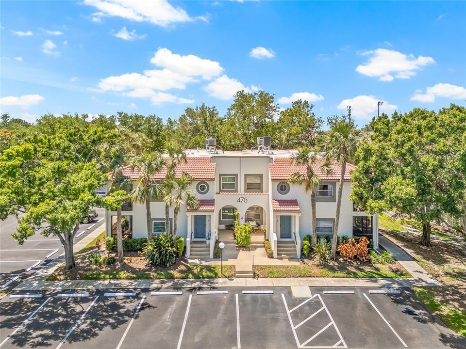En Venta: $319,000 (2 camas, 2 baños, 930 Pies cuadrados)