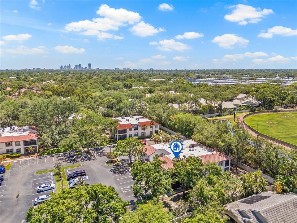 En Venta: $319,000 (2 camas, 2 baños, 930 Pies cuadrados)