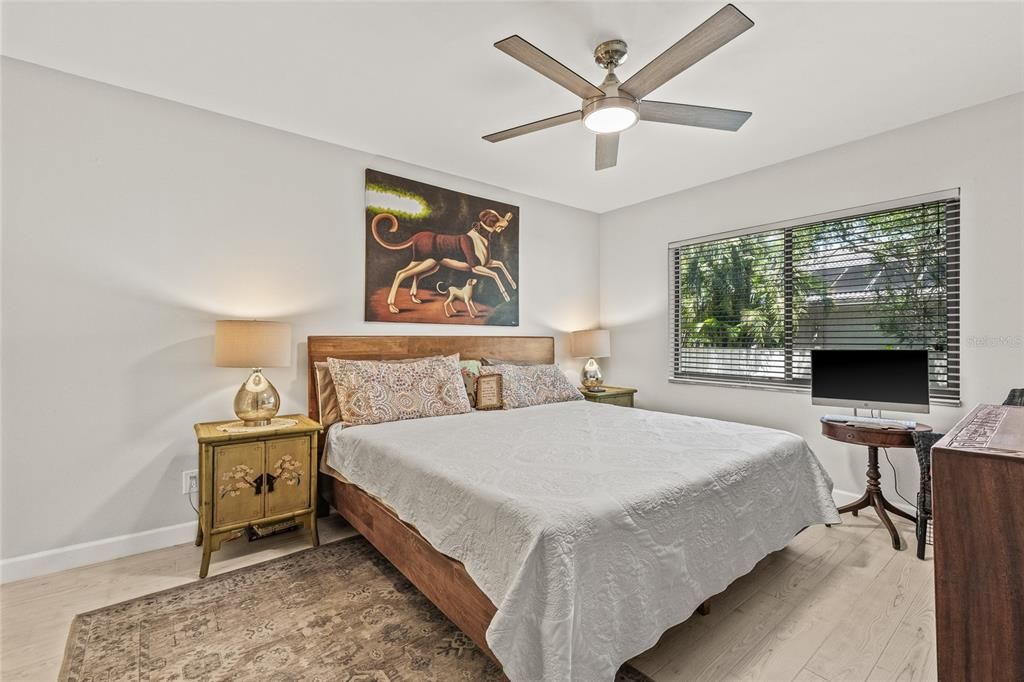 En Venta: $319,000 (2 camas, 2 baños, 930 Pies cuadrados)